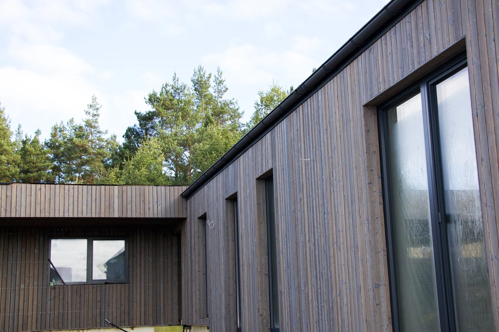 Waarom Houten Gevelbekleding Een Slimme Keuze Is Voor Moderne Woningen